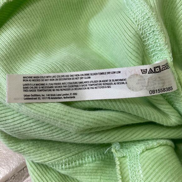 Free People Movement Throw and Go Tank Top M lime sq. Neck ribbed rounded hem - Picture 9 of 9